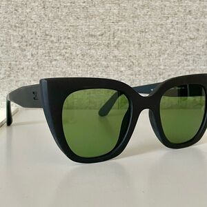 Tom’s Cat eye Travelers Collection